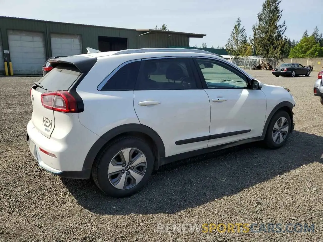 3 Photograph of a damaged car KNDCC3LD2K5273936 KIA NIRO 2019