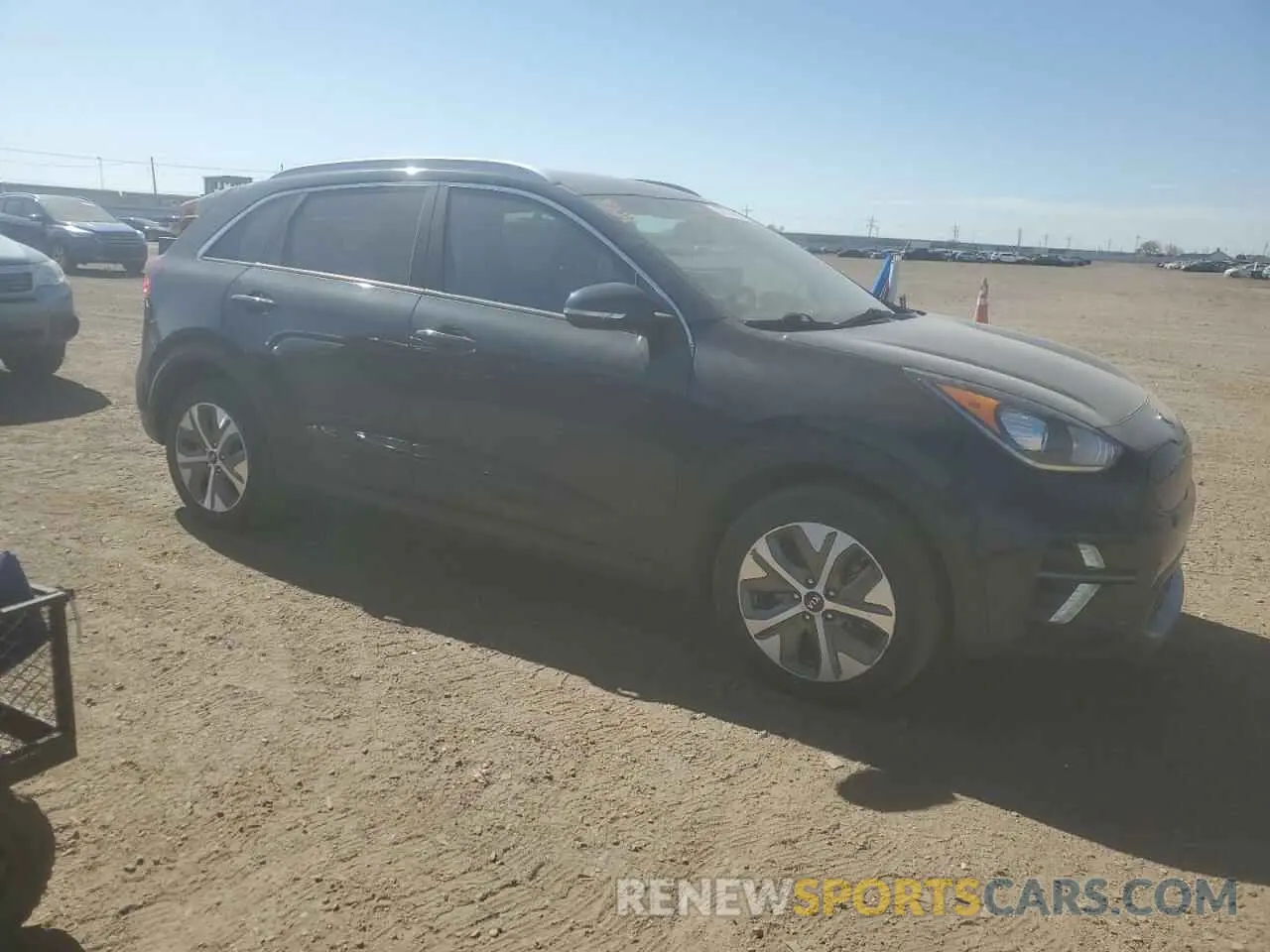 4 Photograph of a damaged car KNDCC3LG1K5024439 KIA NIRO 2019
