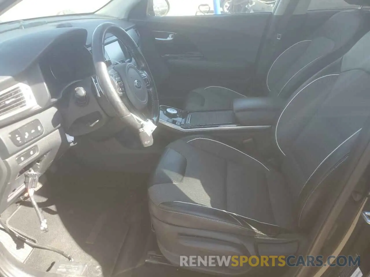 7 Photograph of a damaged car KNDCC3LG1K5024439 KIA NIRO 2019