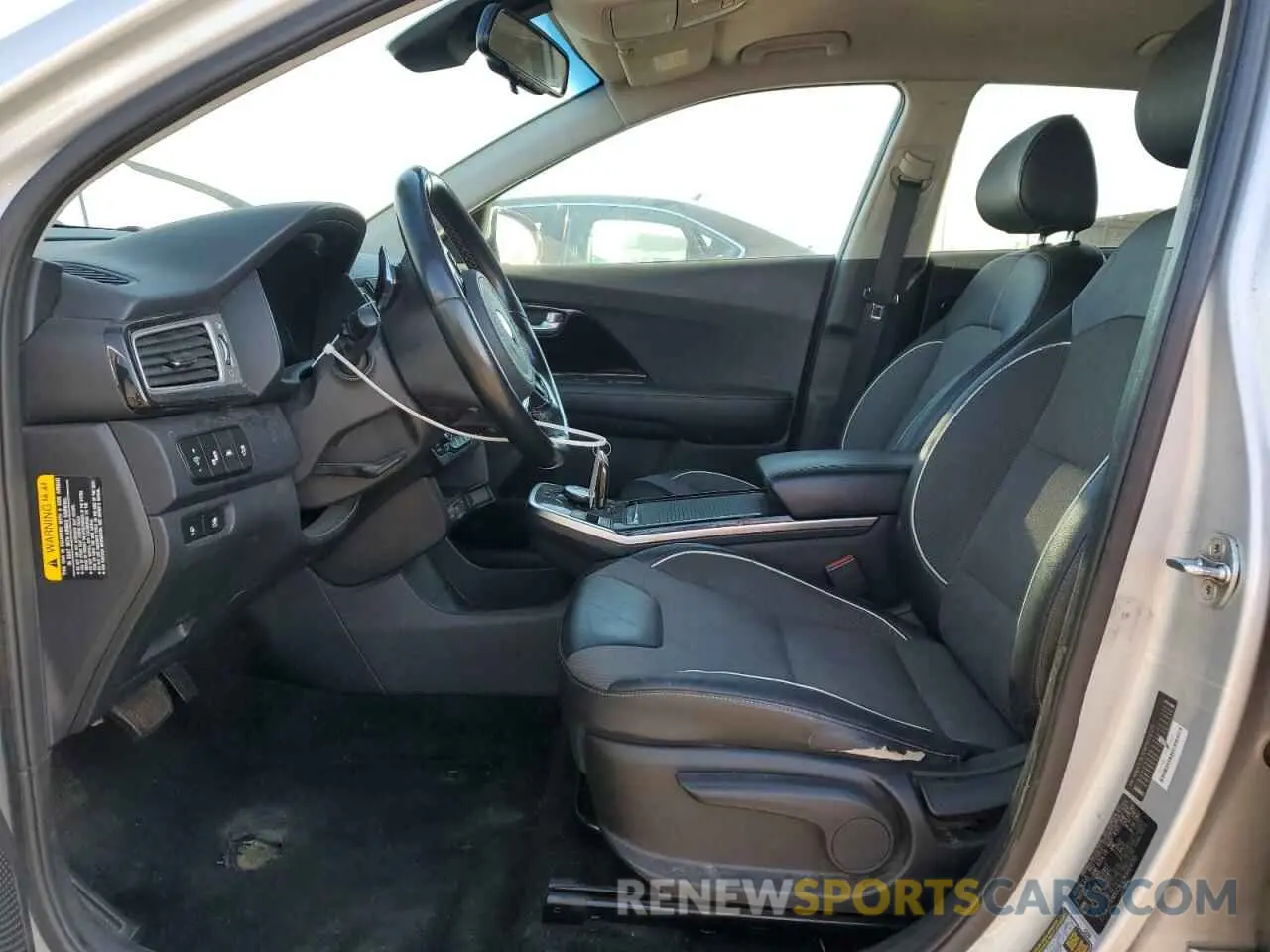 7 Фотография поврежденного автомобиля KNDCC3LG3K5024135 KIA NIRO 2019