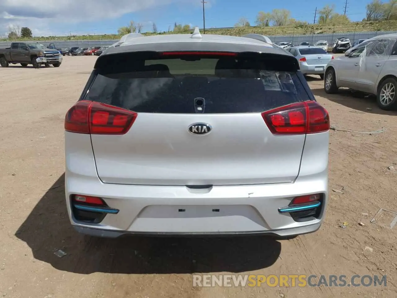 6 Photograph of a damaged car KNDCC3LG9K5024124 KIA NIRO 2019