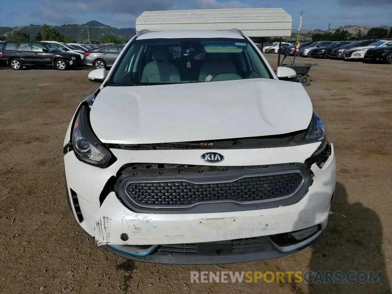 5 Photograph of a damaged car KNDCD3LD2K5258012 KIA NIRO 2019