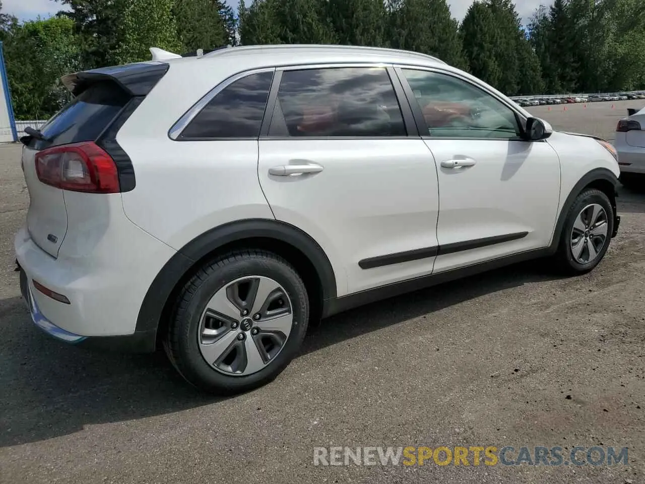 3 Photograph of a damaged car KNDCD3LD4K5234410 KIA NIRO 2019