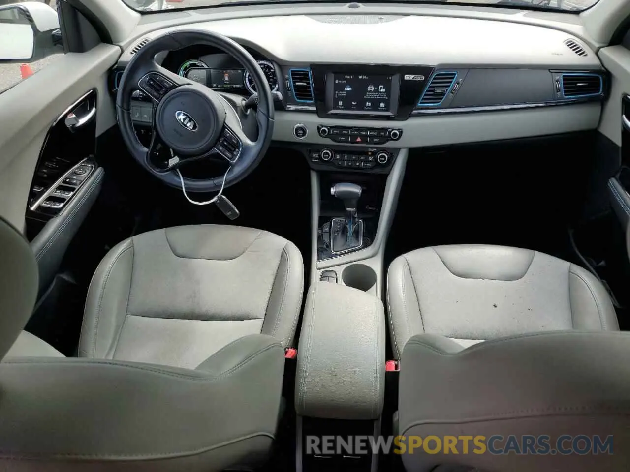 8 Photograph of a damaged car KNDCD3LD4K5234410 KIA NIRO 2019