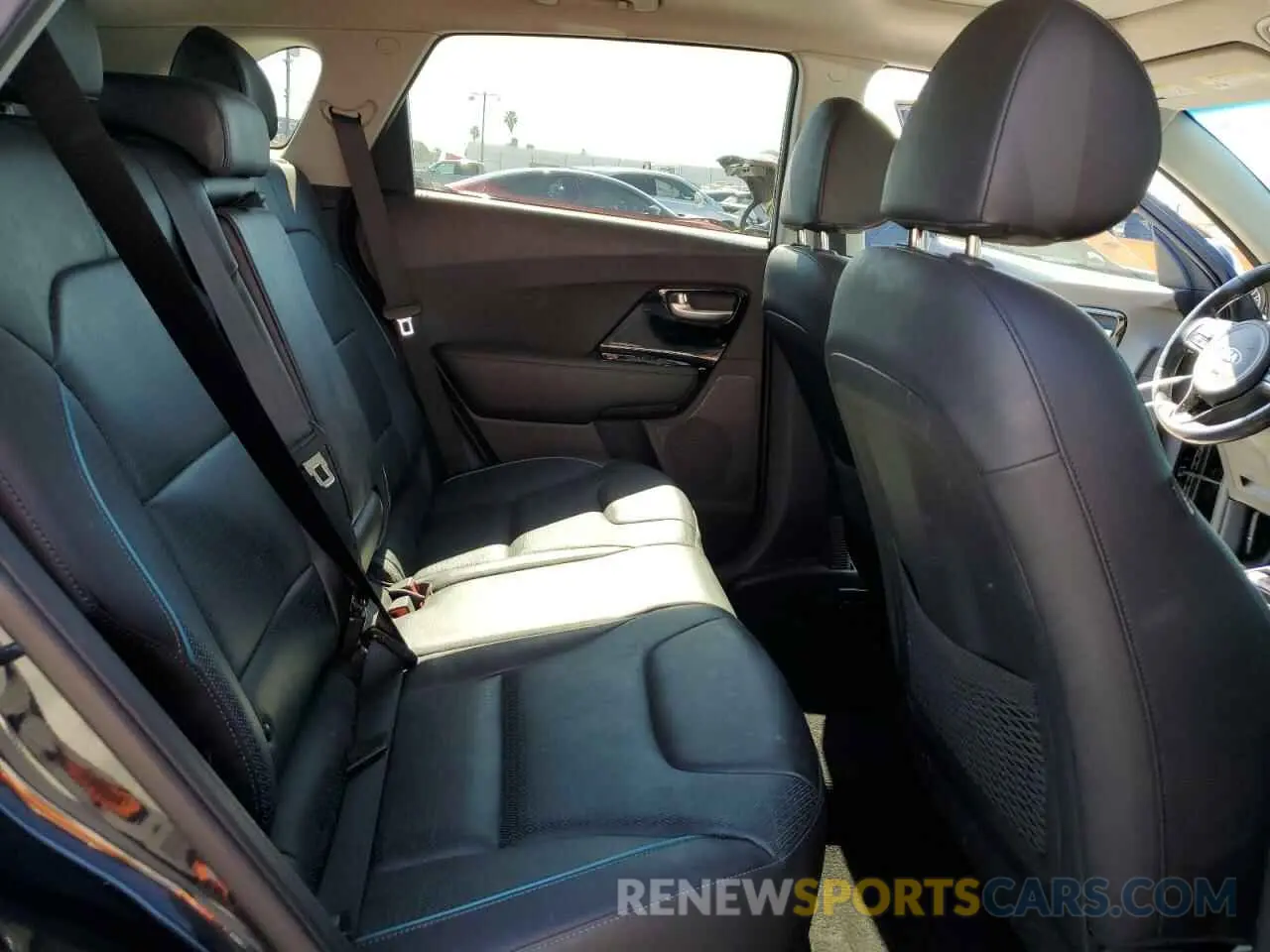 11 Фотография поврежденного автомобиля KNDCE3LG1K5027965 KIA NIRO 2019