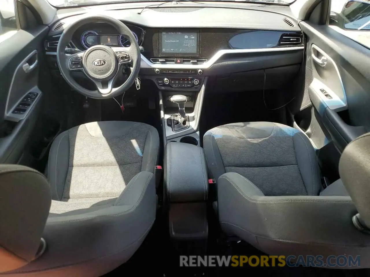 8 Фотография поврежденного автомобиля KNDCB3LC2L5397412 KIA NIRO 2020