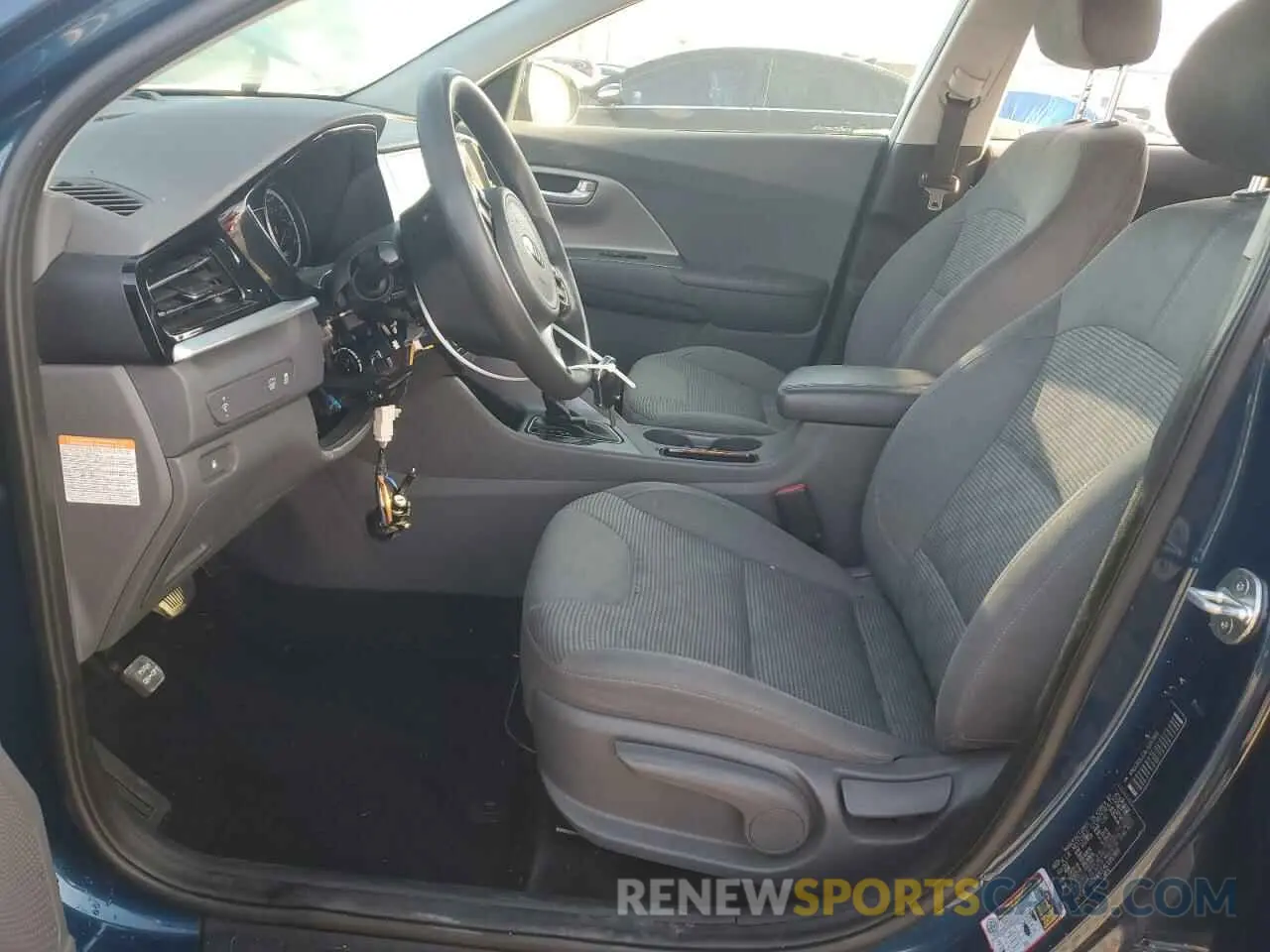7 Фотография поврежденного автомобиля KNDCB3LC4L5397881 KIA NIRO 2020