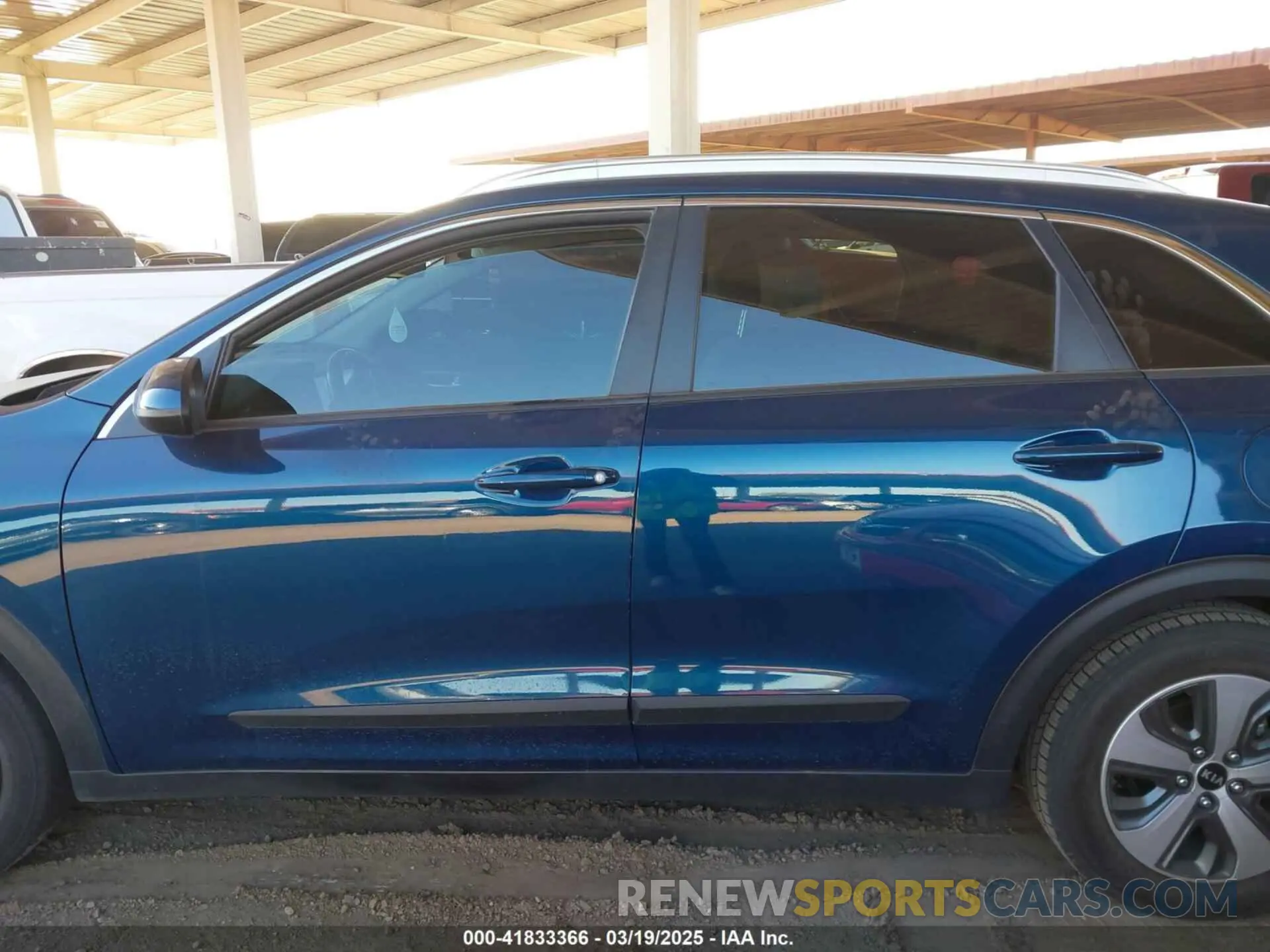 13 Фотография поврежденного автомобиля KNDCB3LC4L5439787 KIA NIRO 2020