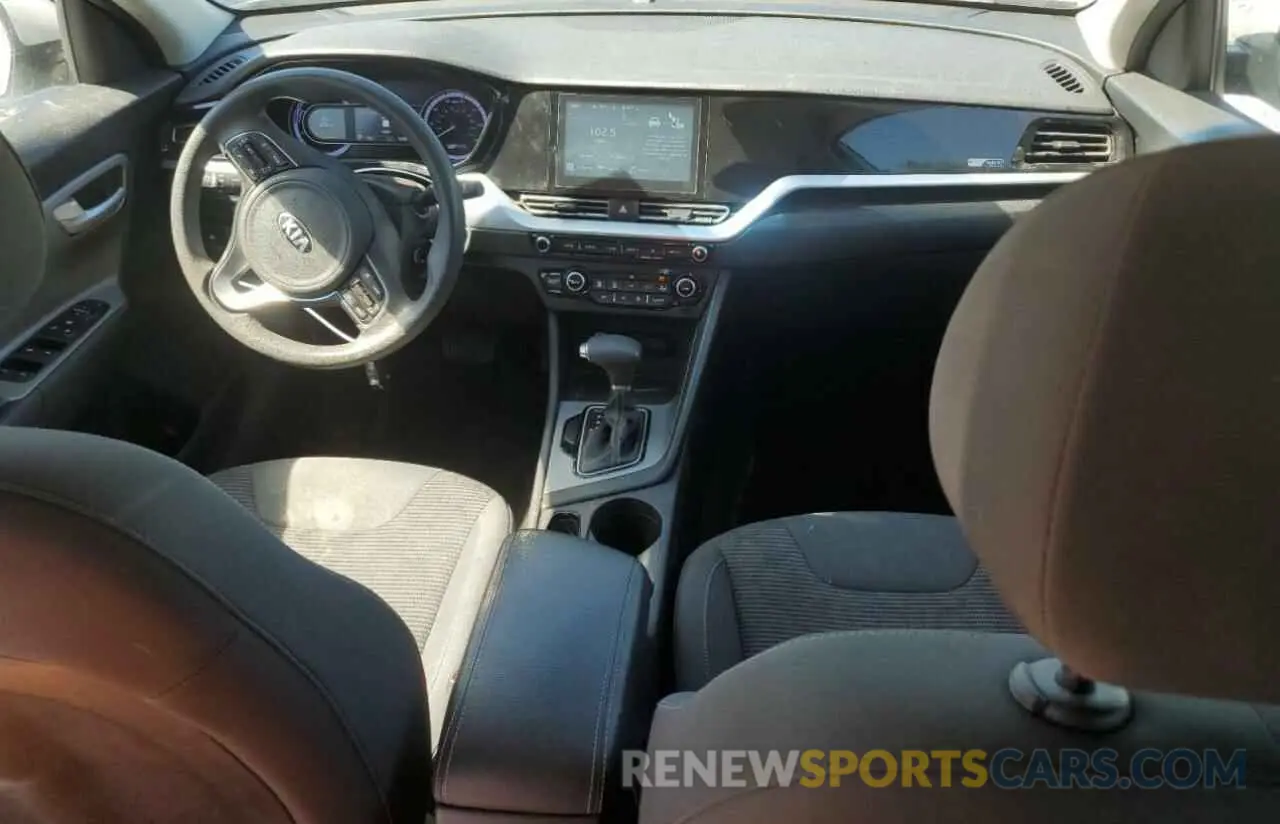 8 Photograph of a damaged car KNDCB3LC5L5361617 KIA NIRO 2020