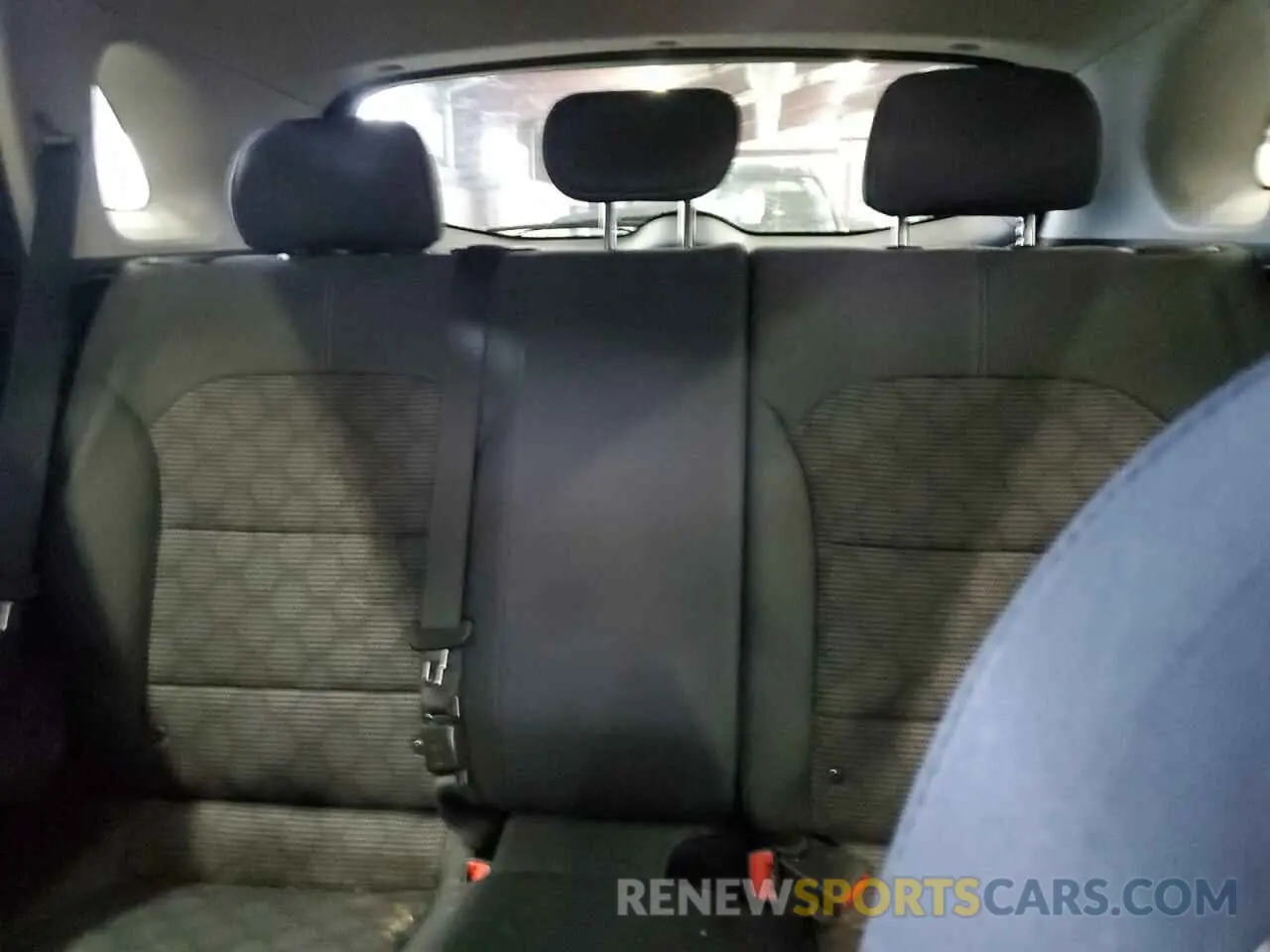 10 Photograph of a damaged car KNDCB3LC5L5362444 KIA NIRO 2020