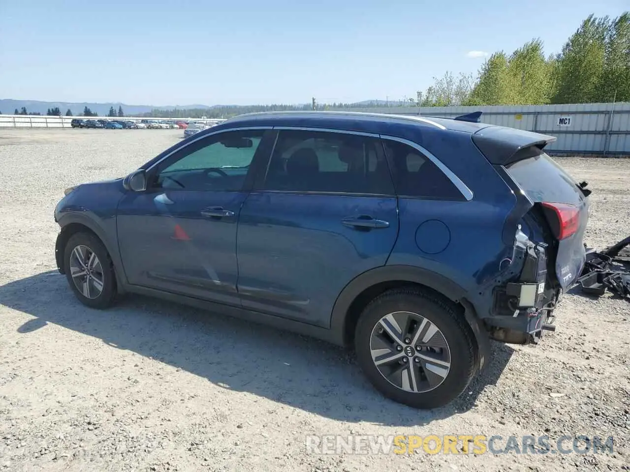 2 Photograph of a damaged car KNDCB3LC5L5451298 KIA NIRO 2020