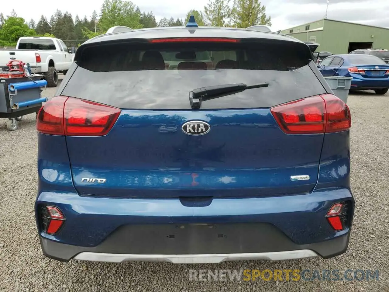 6 Photograph of a damaged car KNDCB3LC7L5439525 KIA NIRO 2020