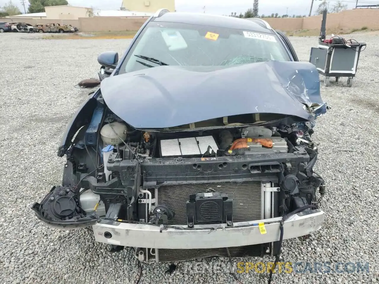 5 Photograph of a damaged car KNDCB3LCXL5395911 KIA NIRO 2020