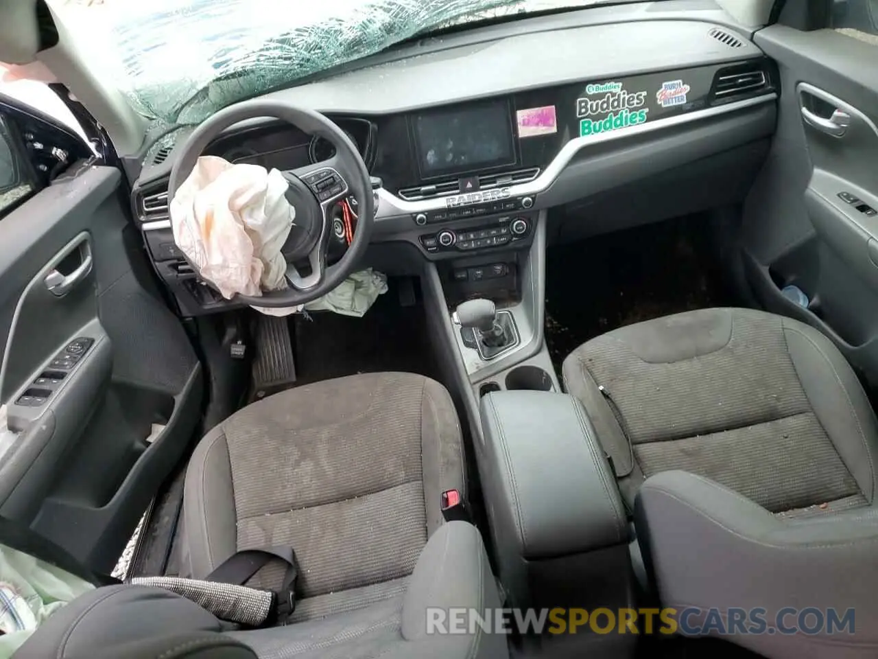 8 Photograph of a damaged car KNDCB3LCXL5395911 KIA NIRO 2020