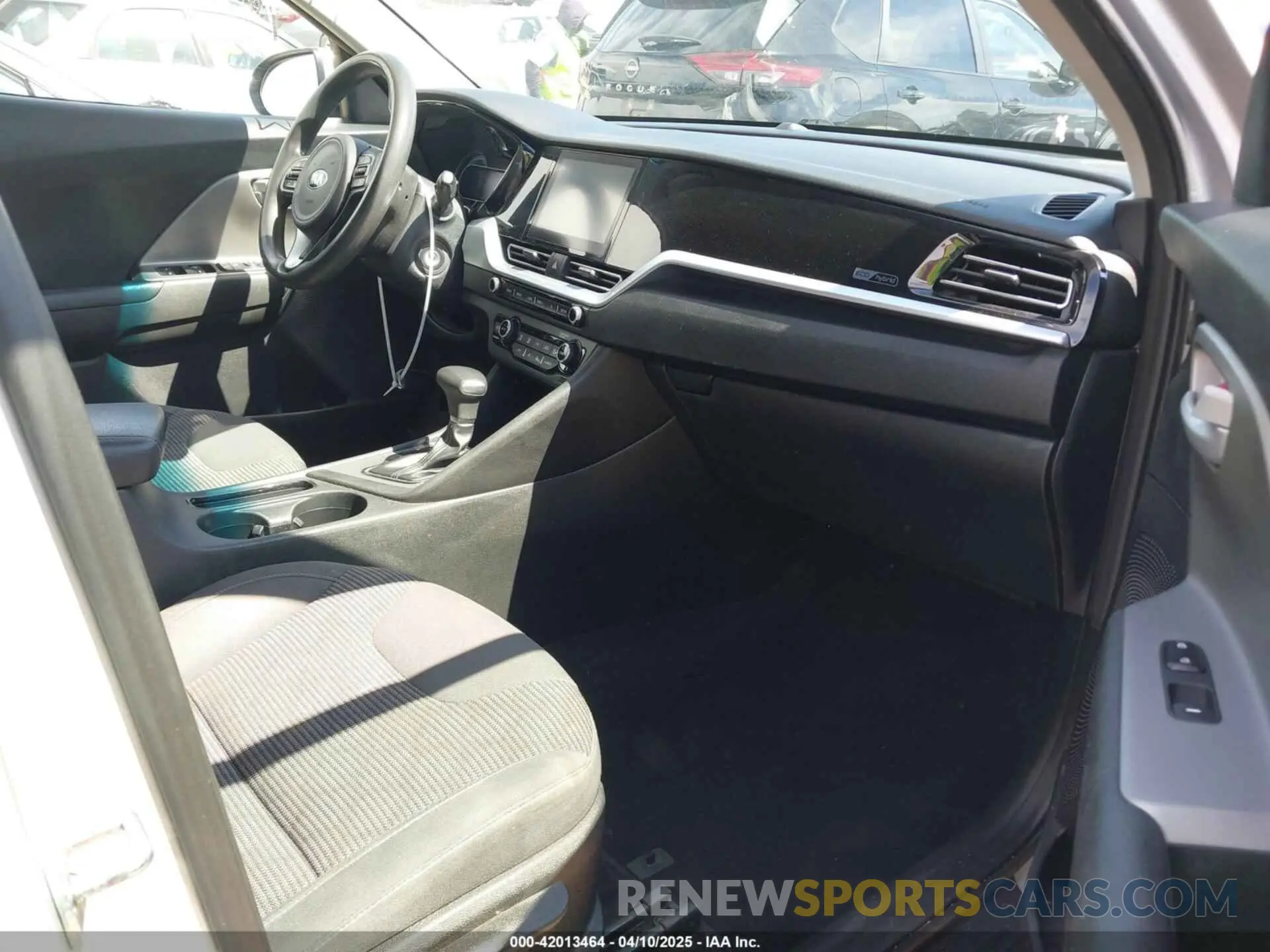 5 Фотография поврежденного автомобиля KNDCB3LCXL5397836 KIA NIRO 2020