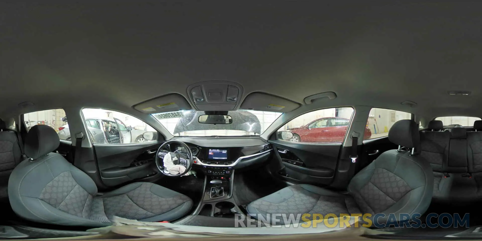 15 Photograph of a damaged car KNDCB3LC8M5462670 KIA NIRO 2021