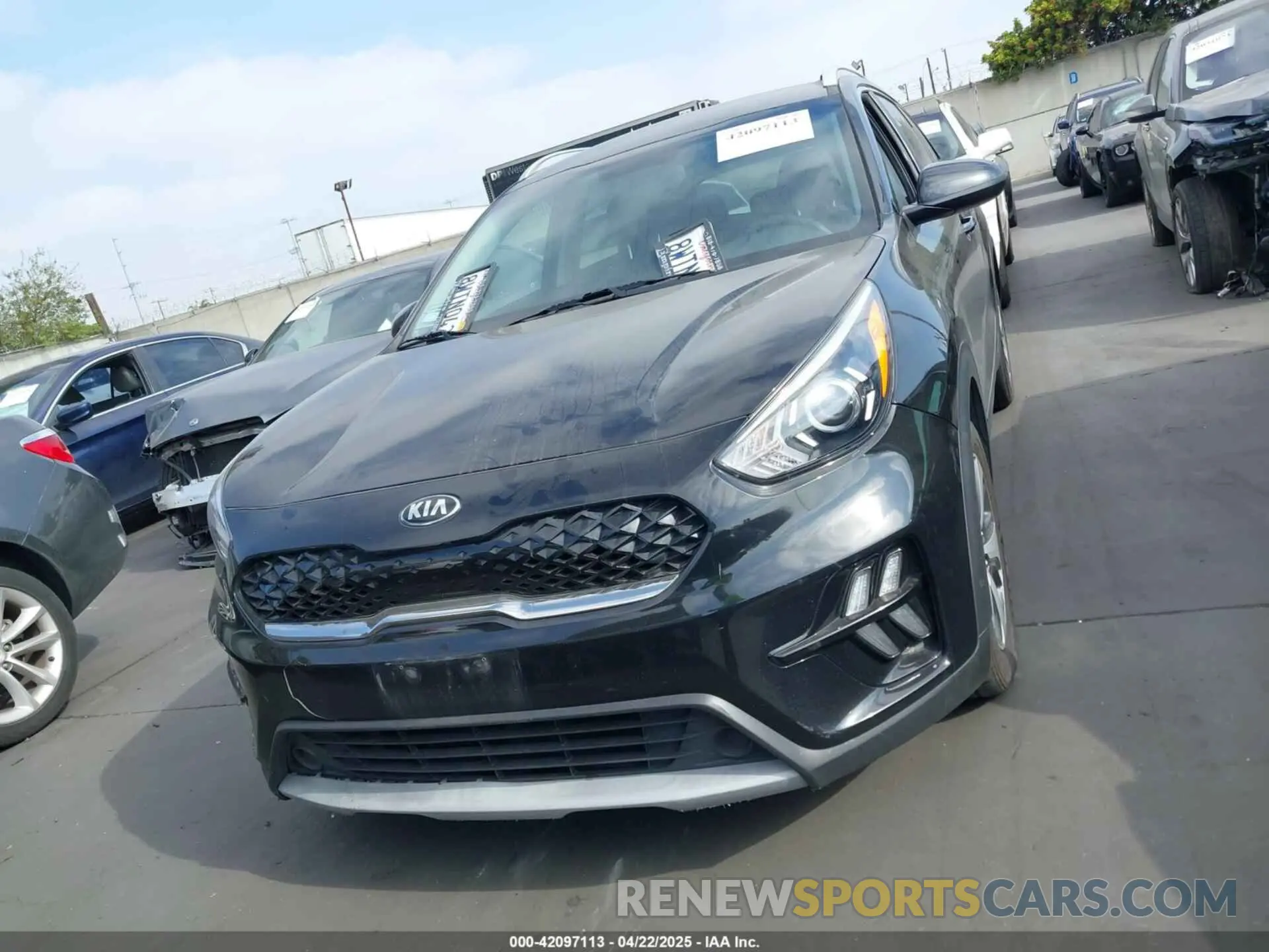 12 Фотография поврежденного автомобиля KNDCB3LC9M5475783 KIA NIRO 2021