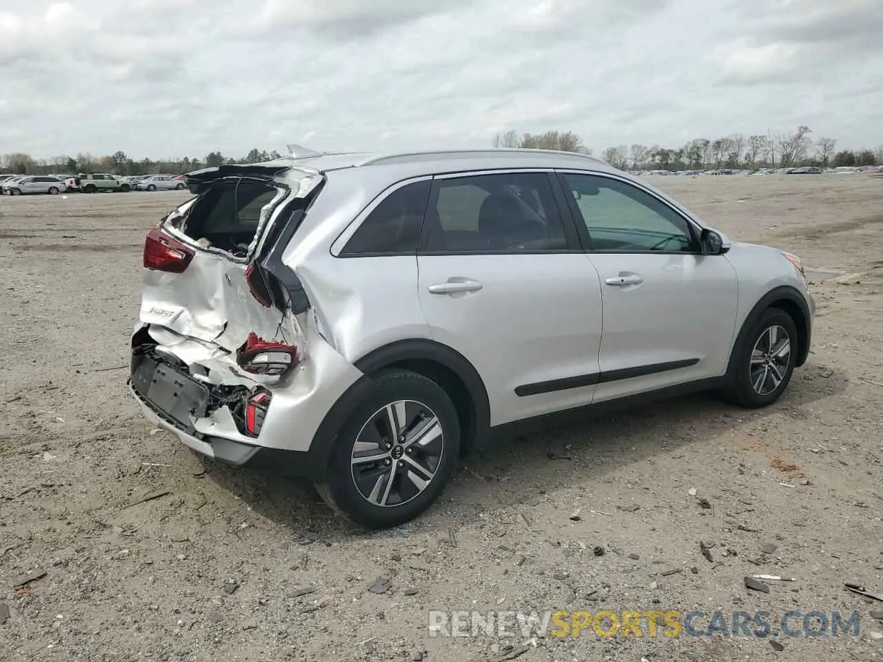 3 Фотография поврежденного автомобиля KNDCE3LC2M5462655 KIA NIRO 2021