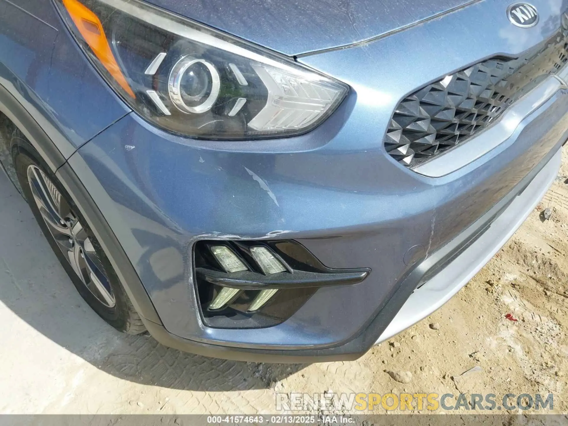 6 Photograph of a damaged car KNDCE3LCXM5481843 KIA NIRO 2021