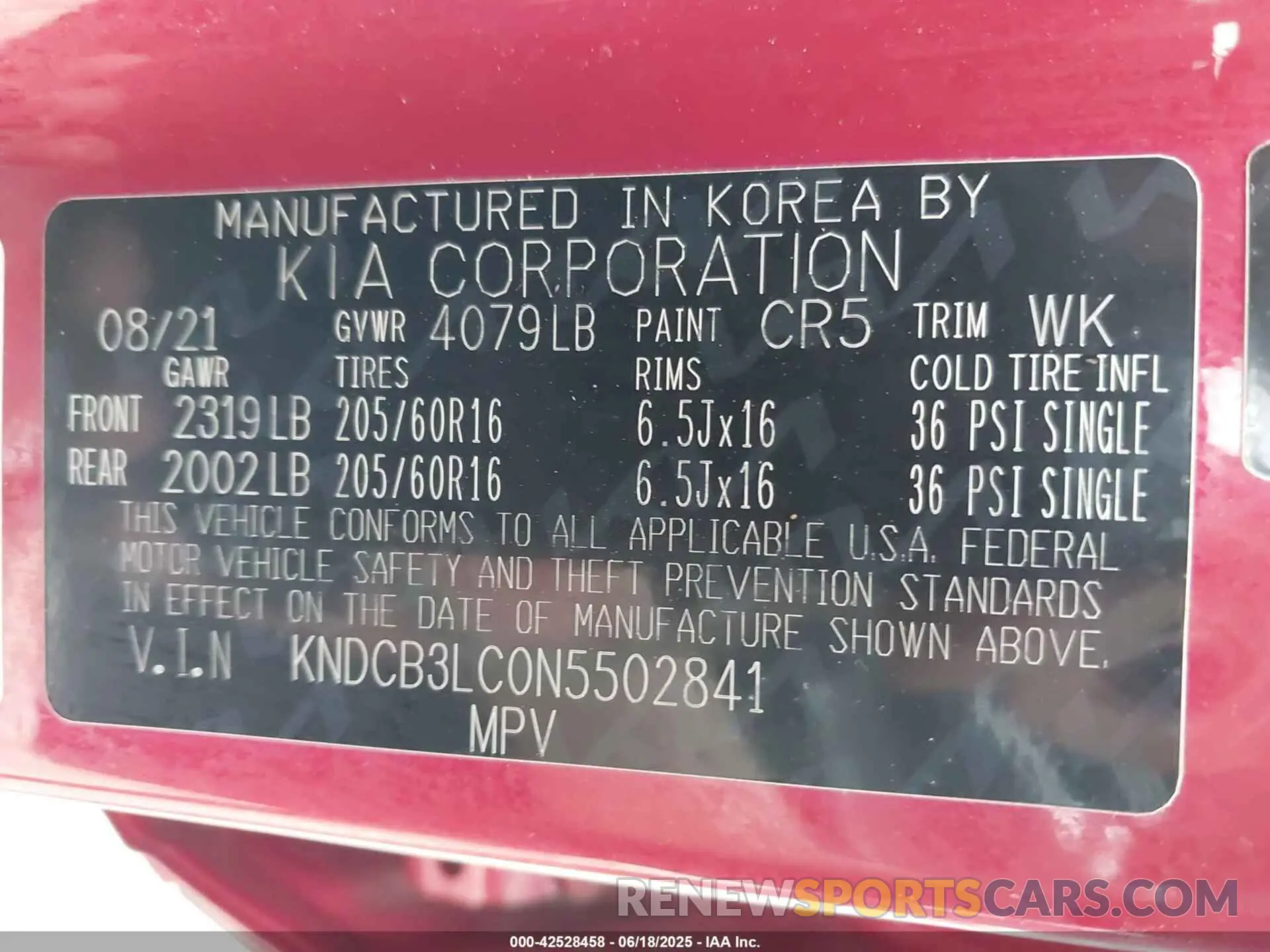 9 Photograph of a damaged car KNDCB3LC0N5502841 KIA NIRO 2022