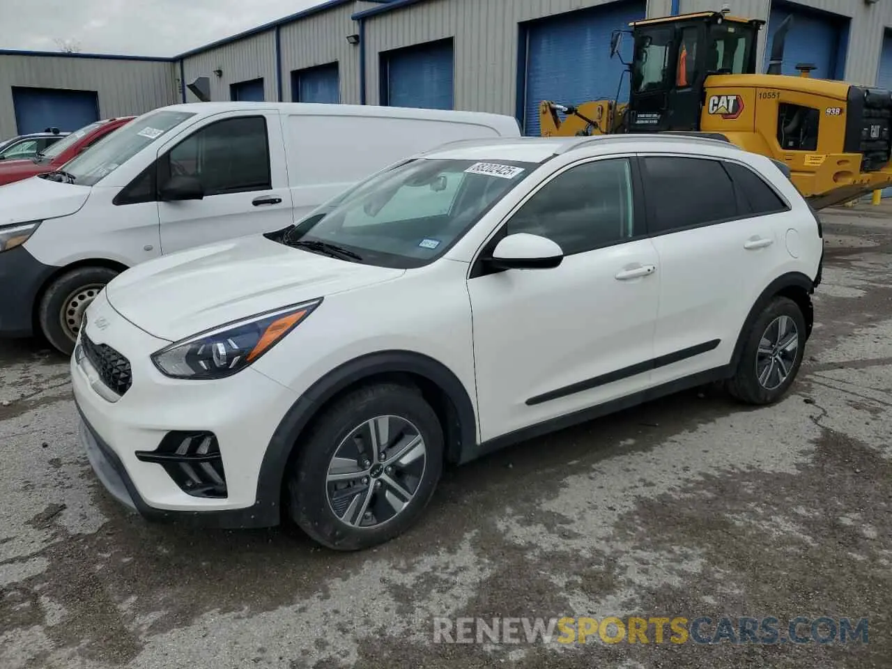 1 Photograph of a damaged car KNDCB3LC0N5549691 KIA NIRO 2022