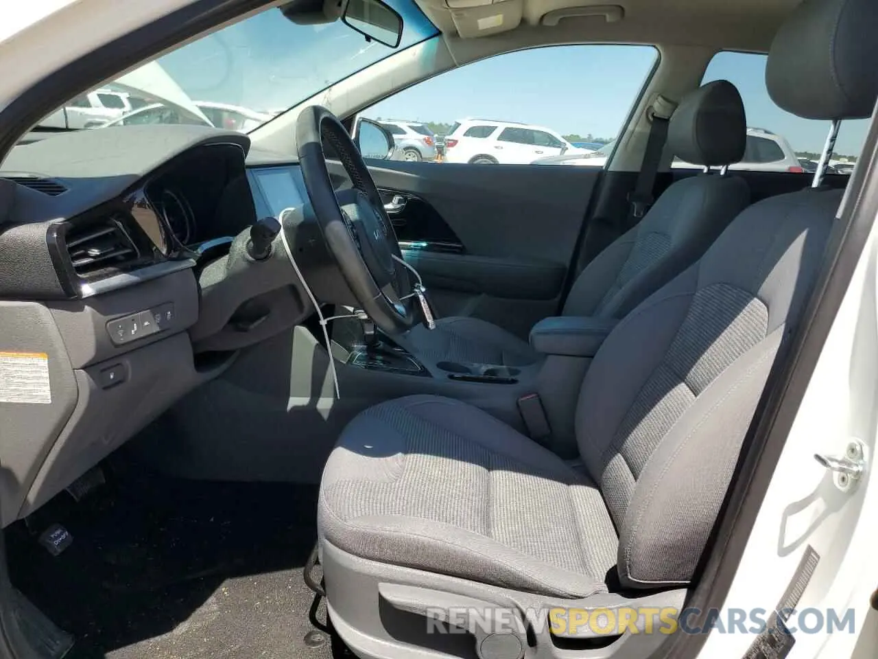 7 Фотография поврежденного автомобиля KNDCB3LC2N5523576 KIA NIRO 2022