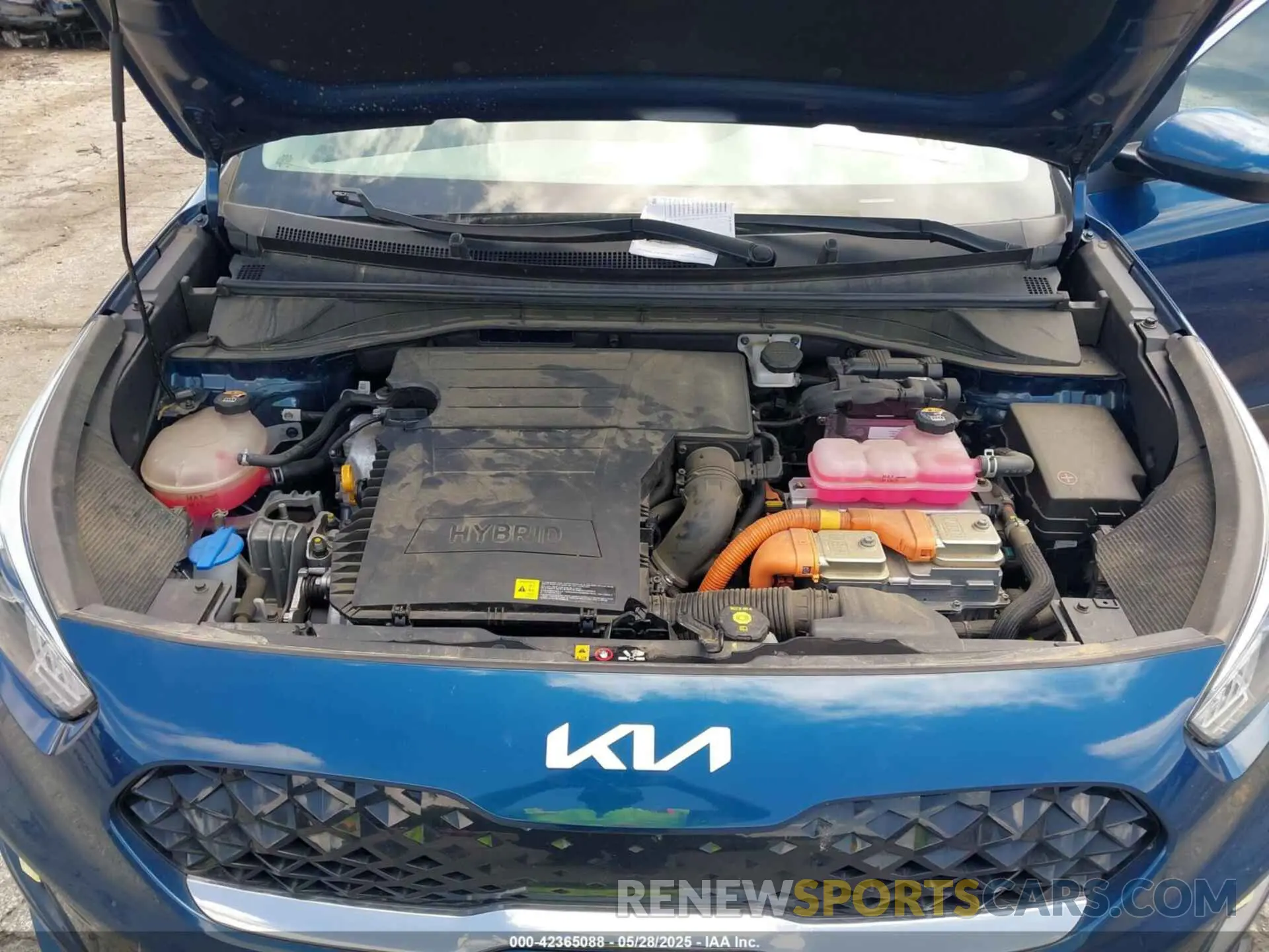 10 Photograph of a damaged car KNDCB3LC2N5539938 KIA NIRO 2022