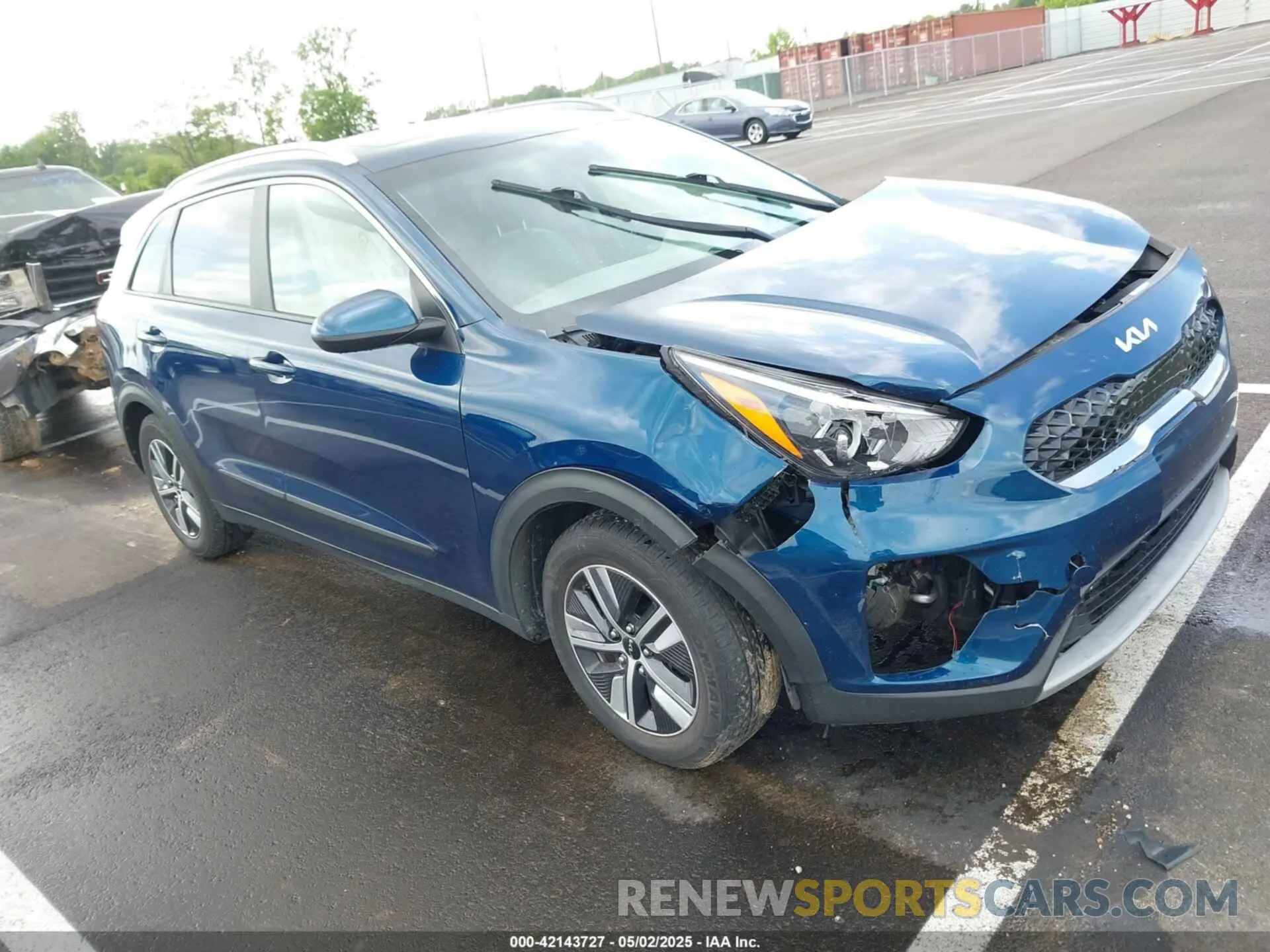 1 Photograph of a damaged car KNDCB3LC4N5545577 KIA NIRO 2022