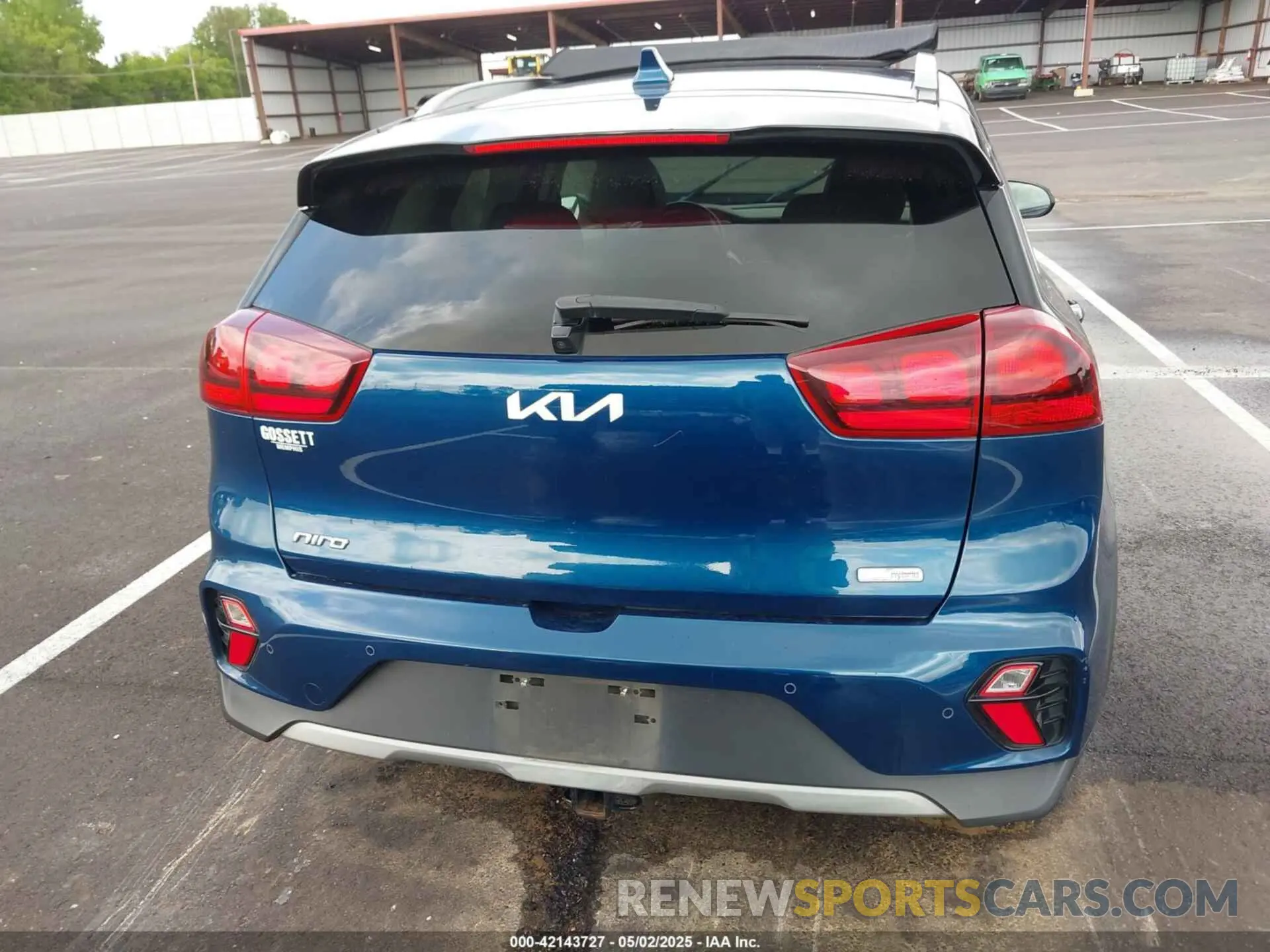 16 Photograph of a damaged car KNDCB3LC4N5545577 KIA NIRO 2022