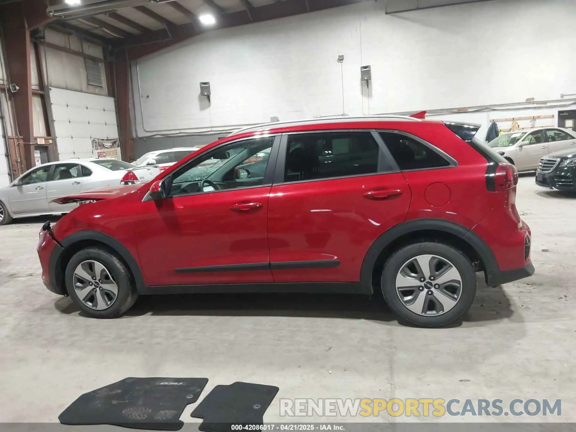 15 Фотография поврежденного автомобиля KNDCB3LC5N5540355 KIA NIRO 2022