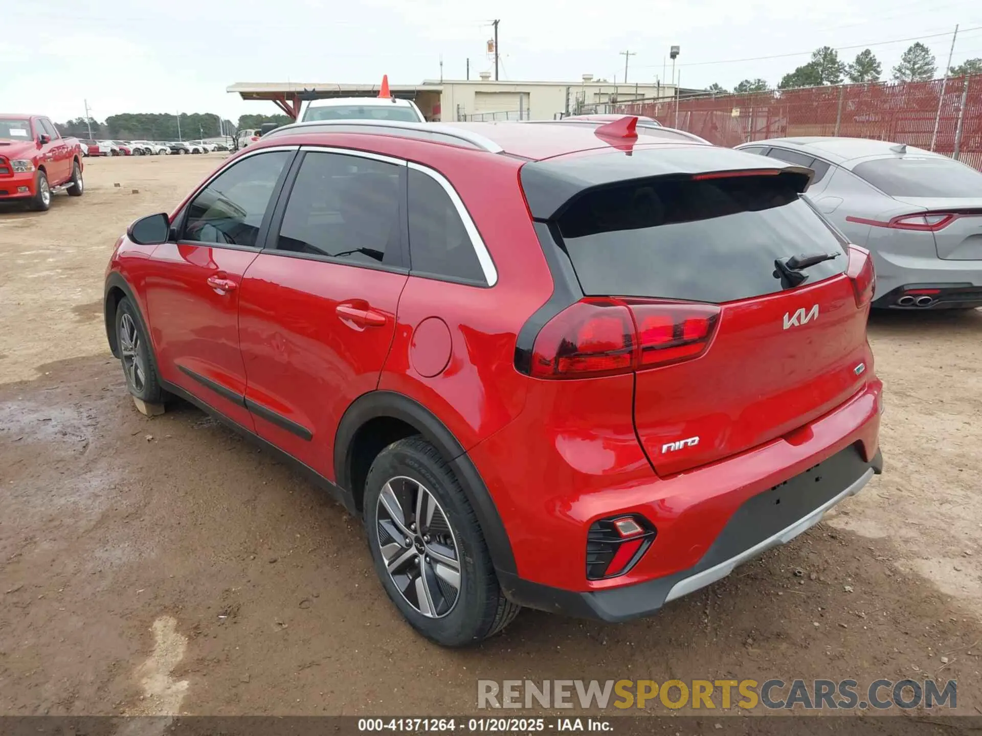 3 Фотография поврежденного автомобиля KNDCB3LC6N5524603 KIA NIRO 2022