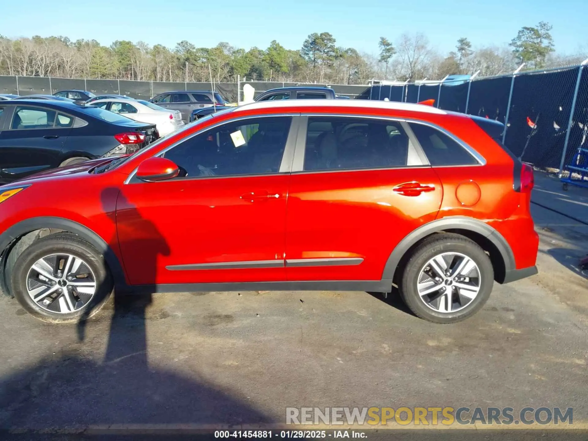 14 Фотография поврежденного автомобиля KNDCB3LC6N5539960 KIA NIRO 2022
