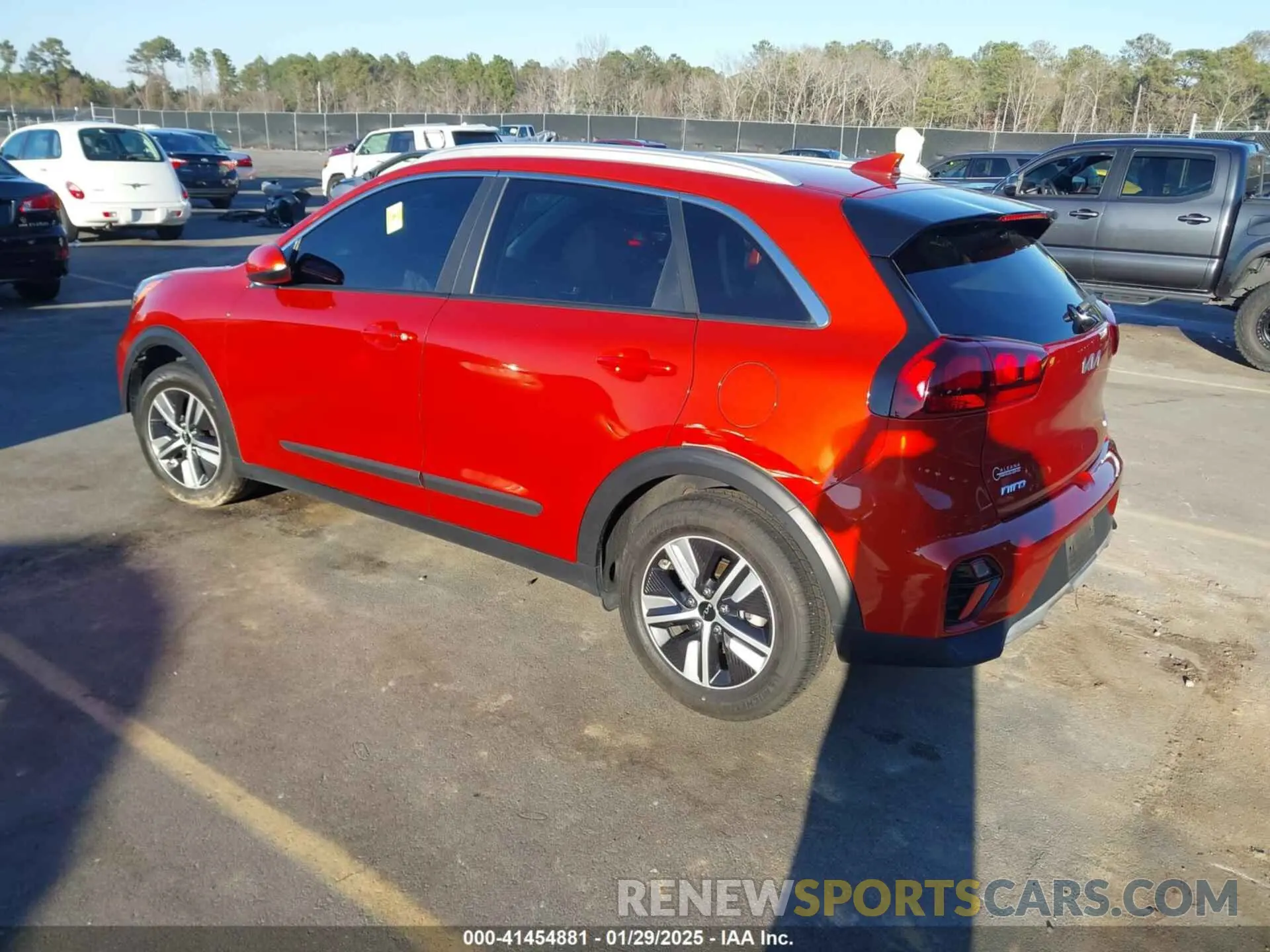 3 Фотография поврежденного автомобиля KNDCB3LC6N5539960 KIA NIRO 2022