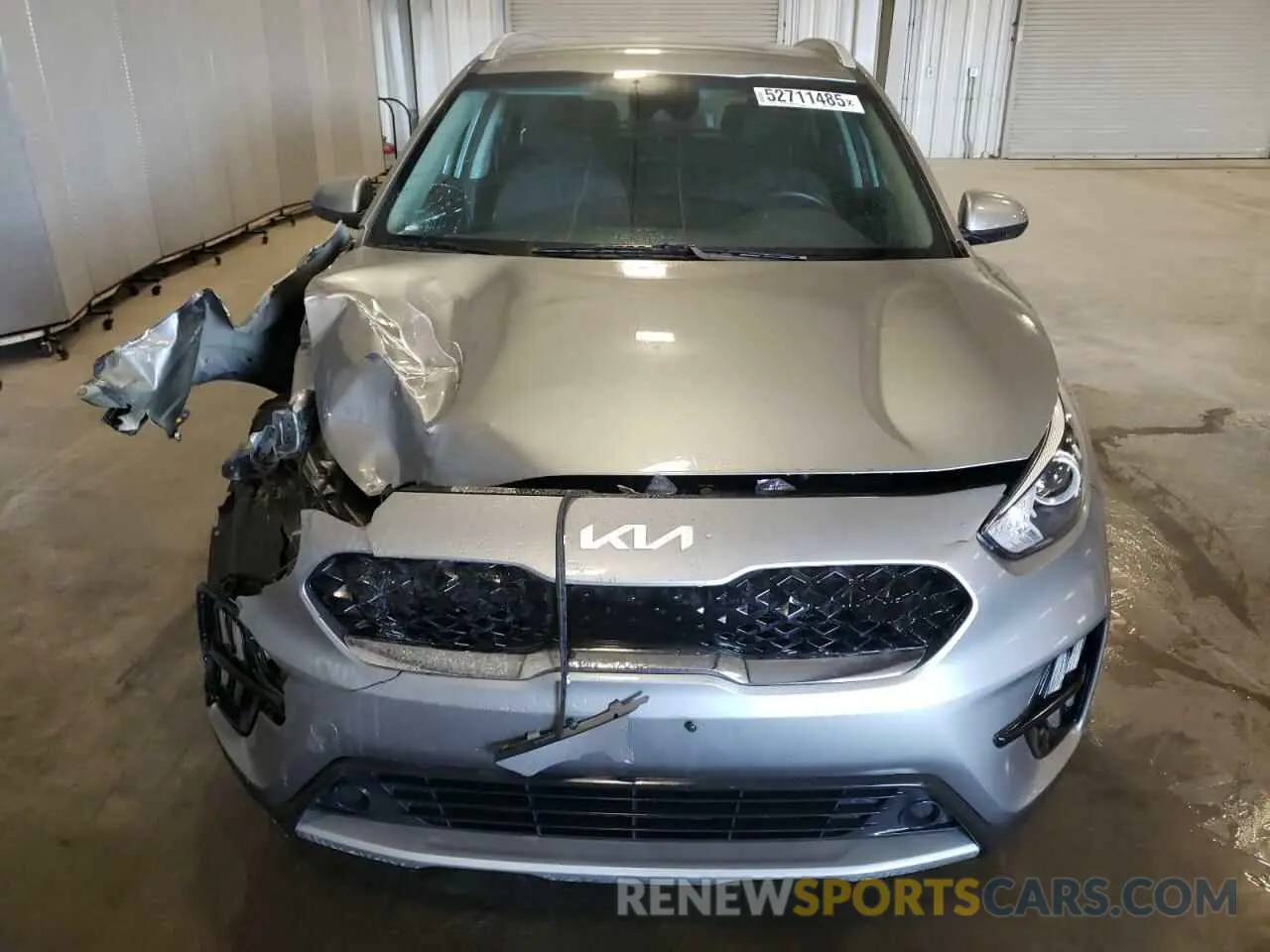 5 Photograph of a damaged car KNDCB3LC6N5546682 KIA NIRO 2022