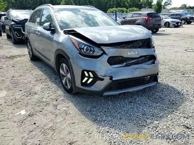 13 Photograph of a damaged car KNDCB3LC9N5535093 KIA NIRO 2022