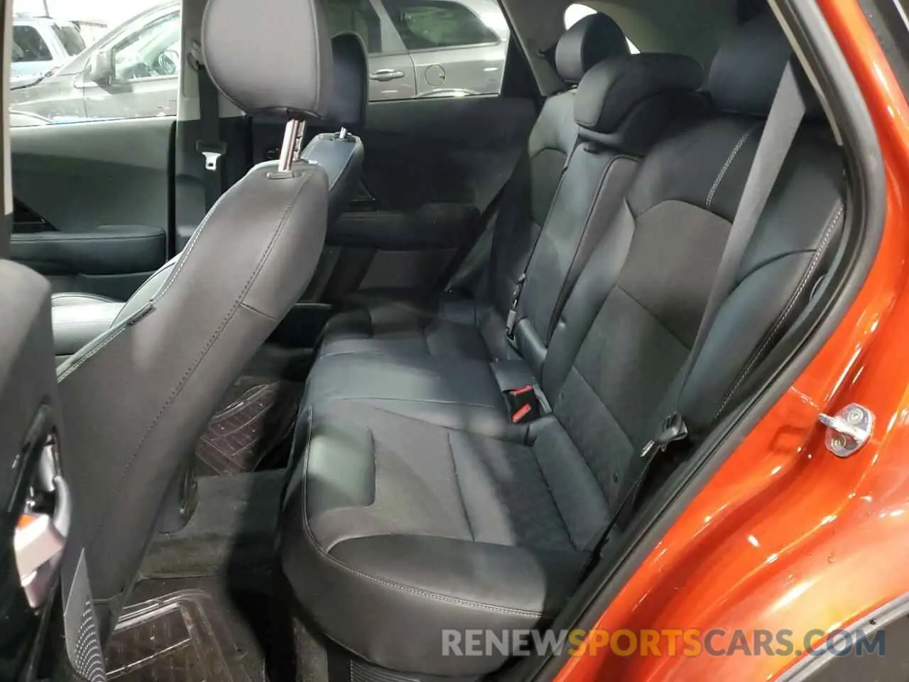 12 Photograph of a damaged car KNDCB3LC9N5545669 KIA NIRO 2022