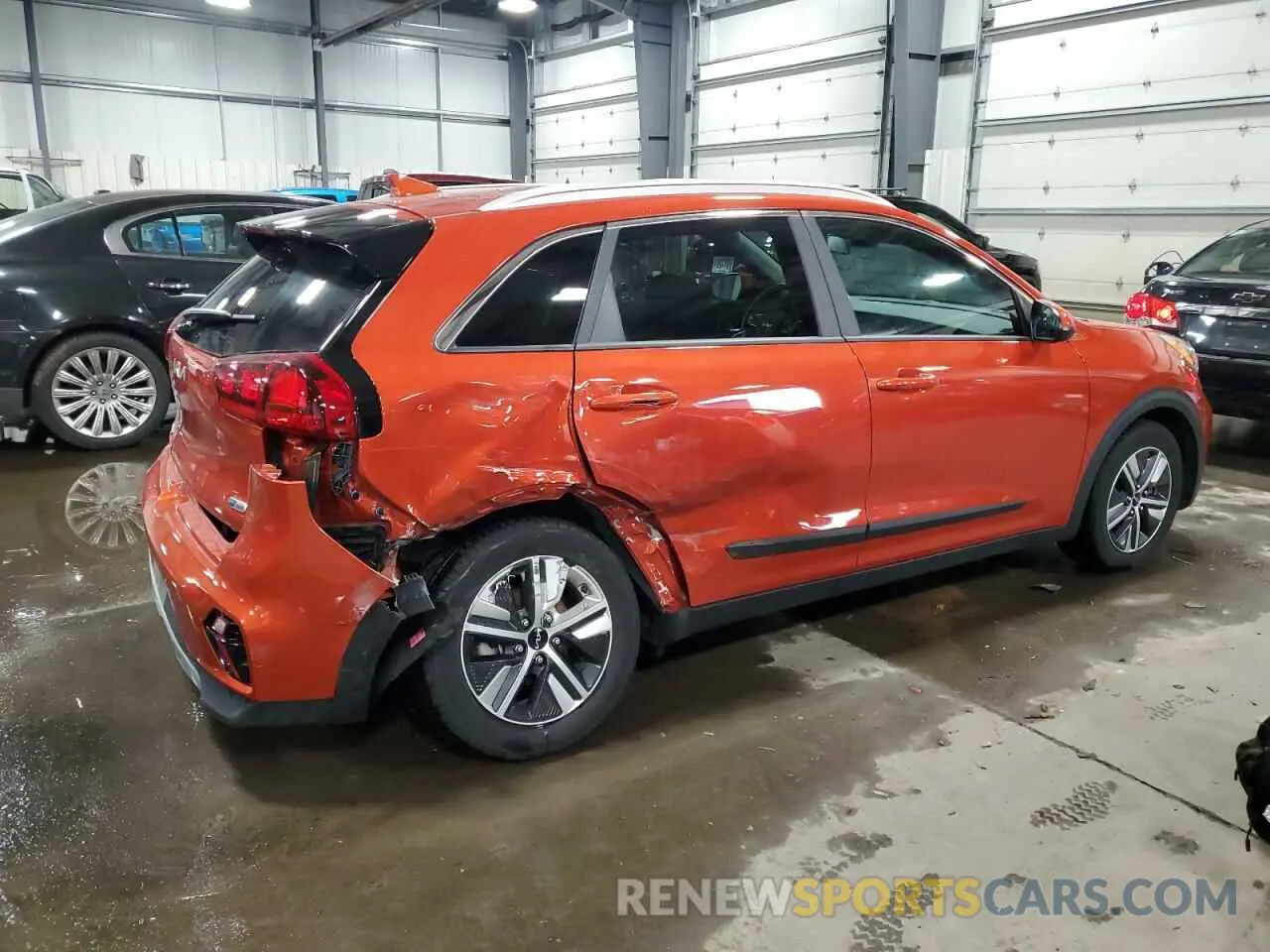 3 Photograph of a damaged car KNDCB3LC9N5545669 KIA NIRO 2022
