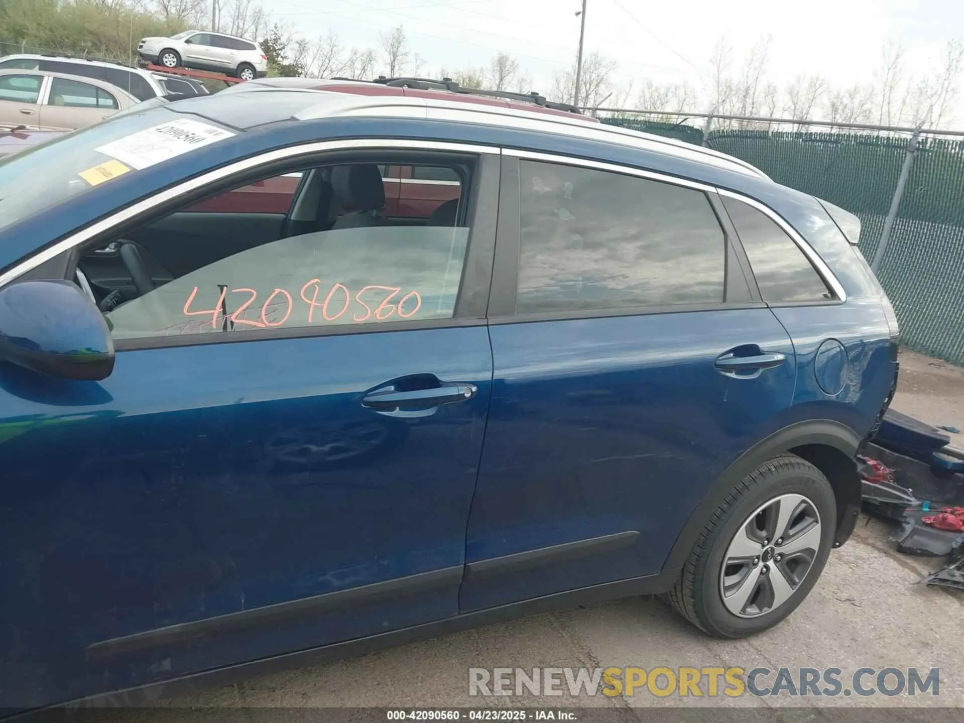 15 Фотография поврежденного автомобиля KNDCB3LCXN5512079 KIA NIRO 2022