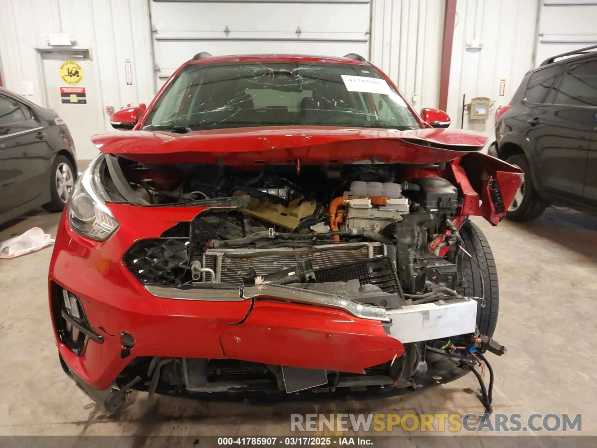 13 Photograph of a damaged car KNDCC3LC4N5518800 KIA NIRO 2022
