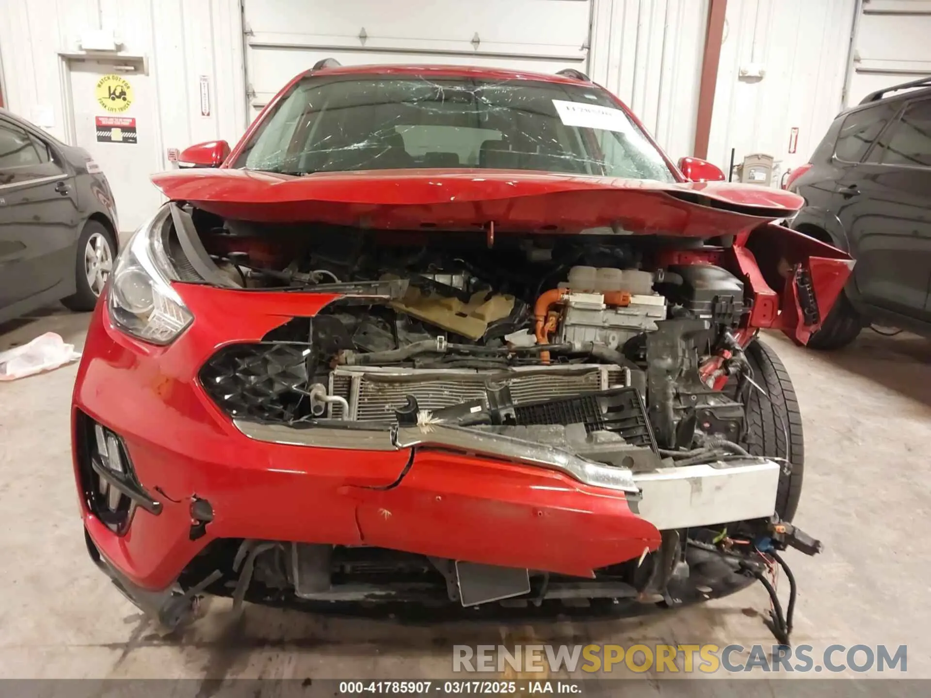 6 Photograph of a damaged car KNDCC3LC4N5518800 KIA NIRO 2022