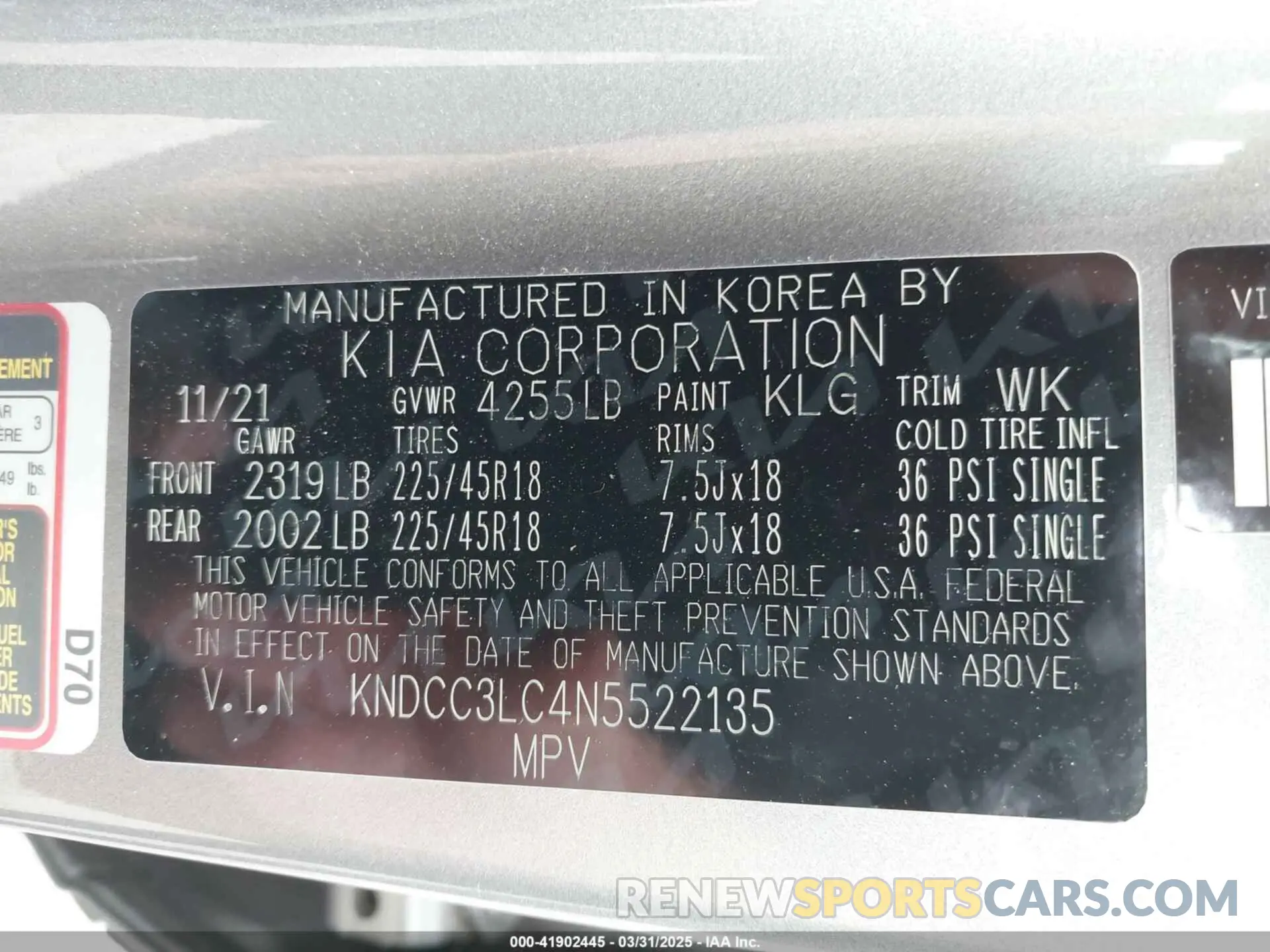 9 Photograph of a damaged car KNDCC3LC4N5522135 KIA NIRO 2022