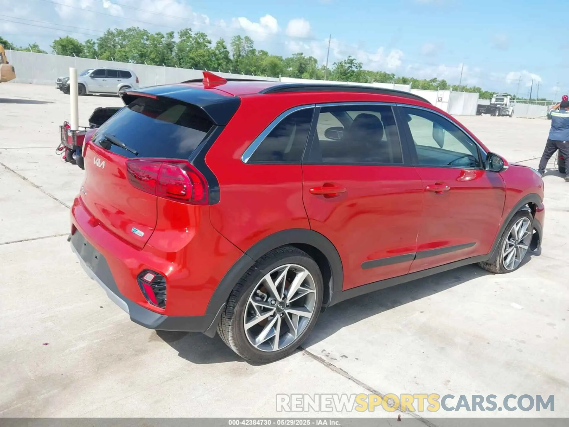 4 Фотография поврежденного автомобиля KNDCC3LC4N5533085 KIA NIRO 2022