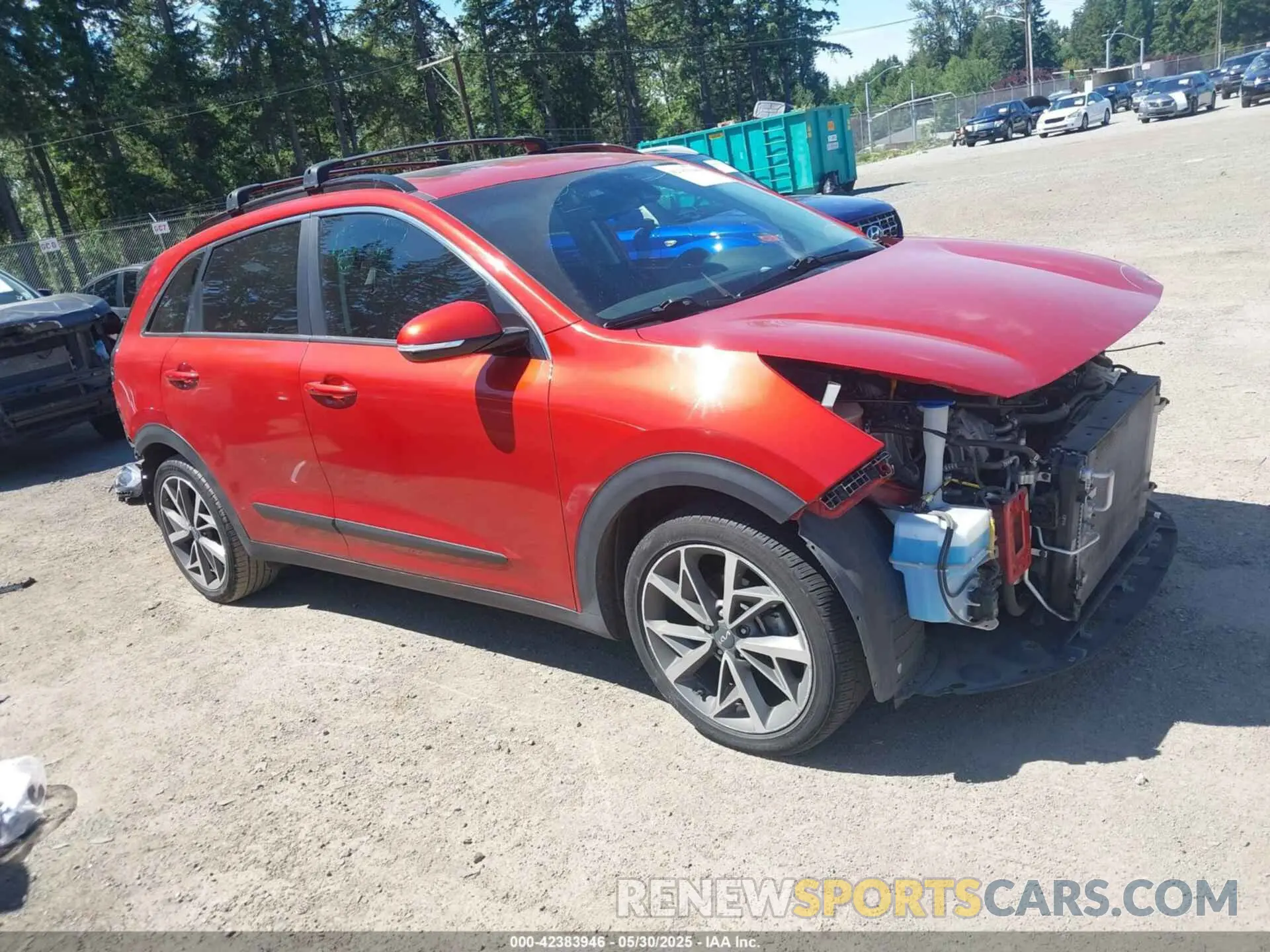 1 Photograph of a damaged car KNDCC3LCXN5495264 KIA NIRO 2022