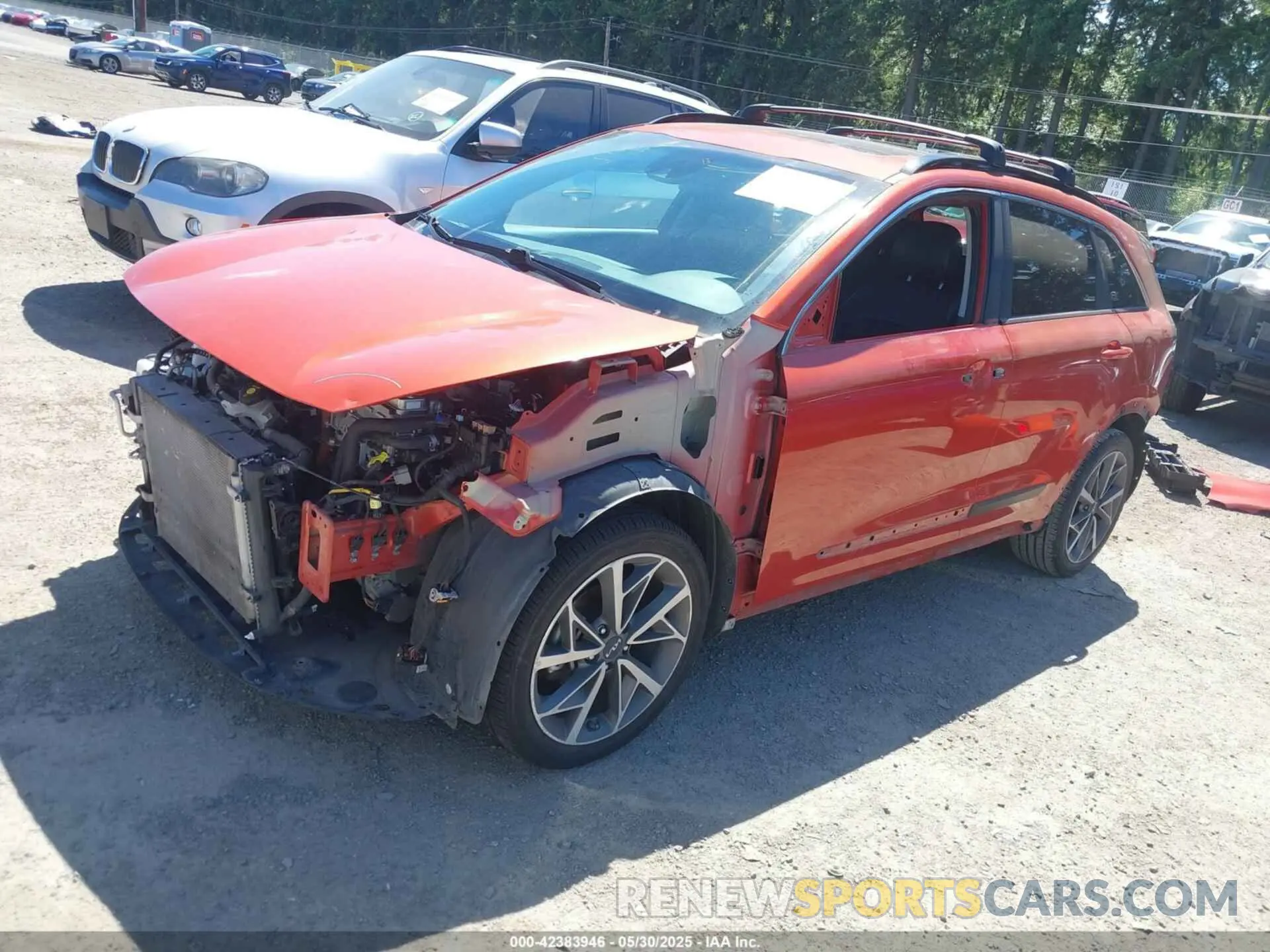 2 Photograph of a damaged car KNDCC3LCXN5495264 KIA NIRO 2022