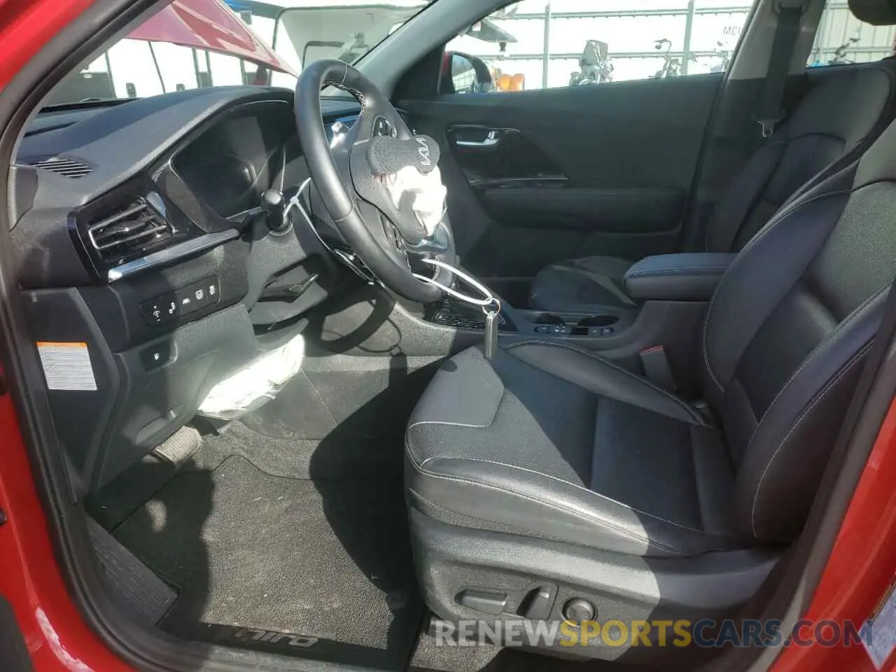 7 Фотография поврежденного автомобиля KNDCE3LCXN5547082 KIA NIRO 2022