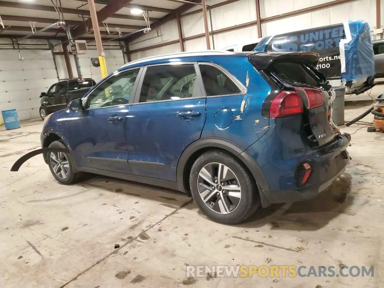 2 Photograph of a damaged car KNDCM3LD1N5539531 KIA NIRO 2022