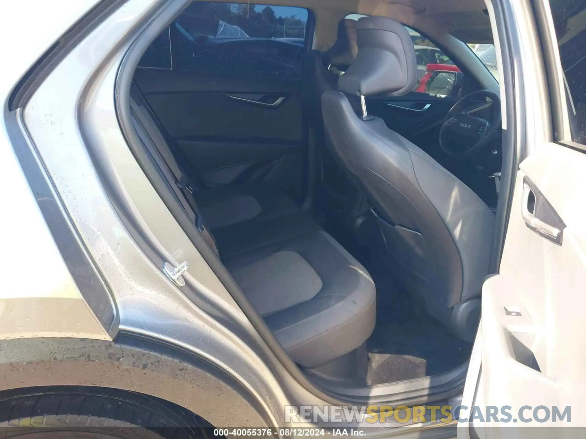 8 Фотография поврежденного автомобиля KNDCP3LE2P5065317 KIA NIRO 2023