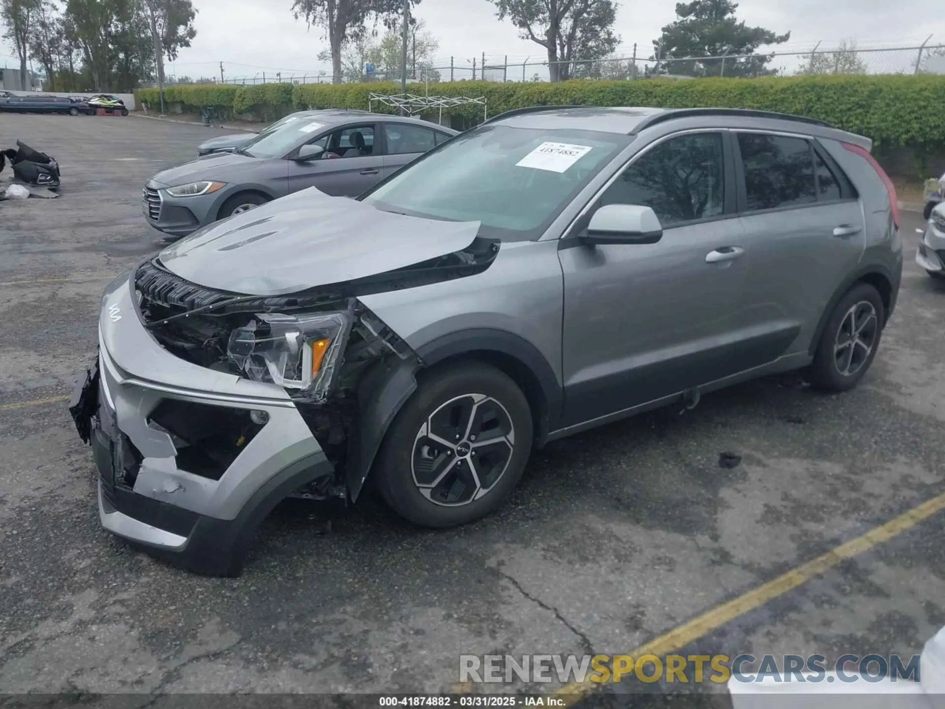 2 Фотография поврежденного автомобиля KNDCP3LE5P5090549 KIA NIRO 2023