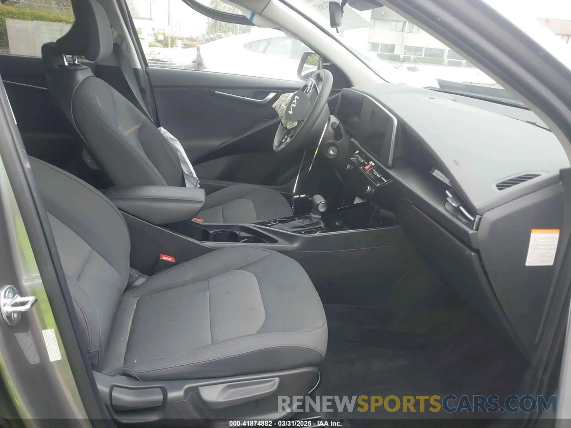 5 Фотография поврежденного автомобиля KNDCP3LE5P5090549 KIA NIRO 2023