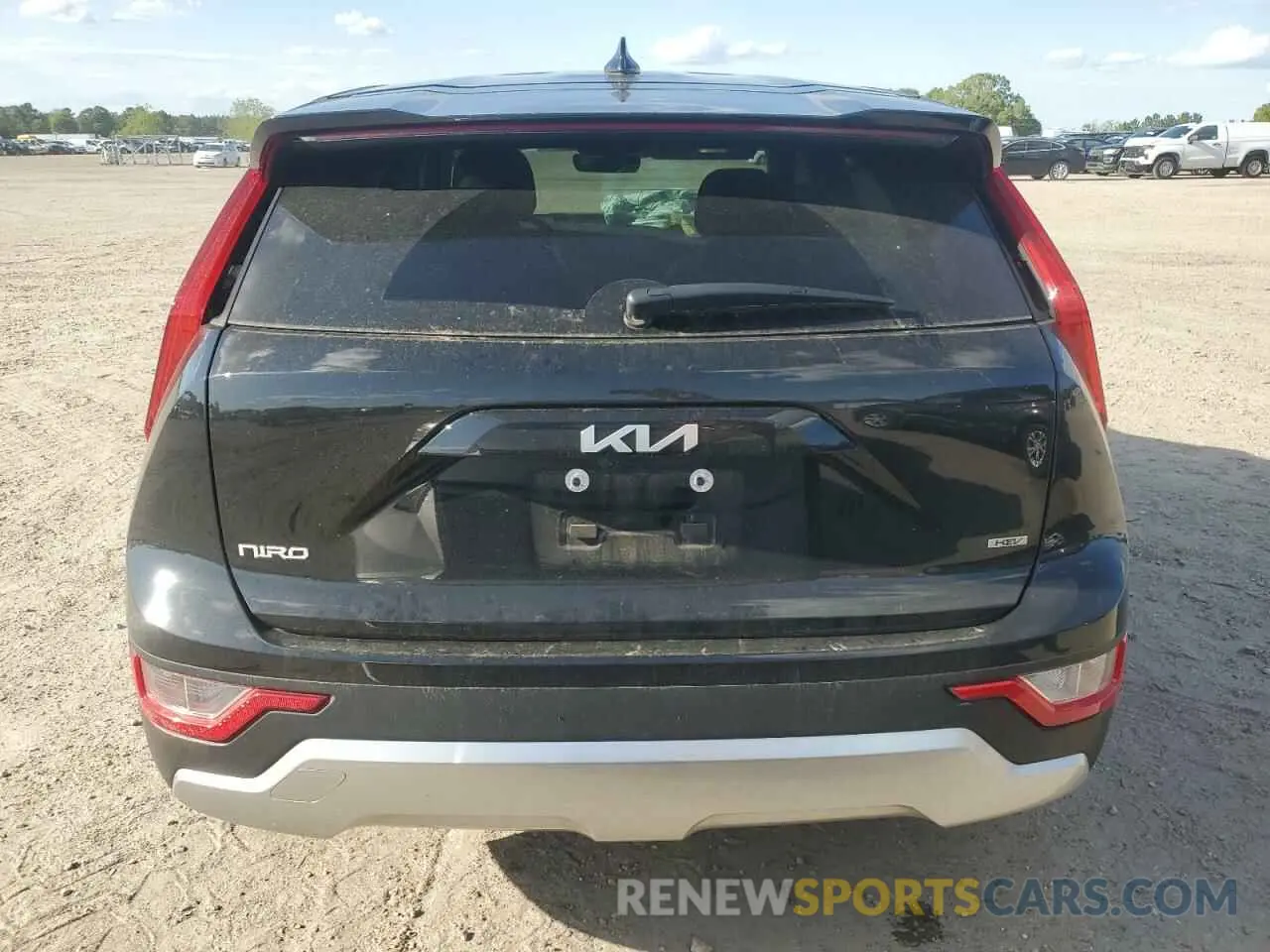 6 Photograph of a damaged car KNDCP3LE6P5093184 KIA NIRO 2023